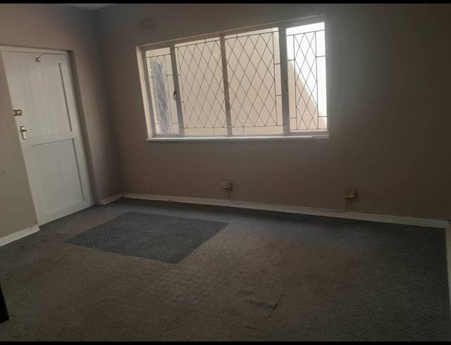 54M² OFFICE TO LET IN STAMFORD HILL